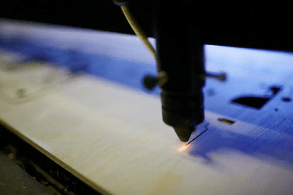 Maksymalna grubość cięcia wycinarką laserową CO2
