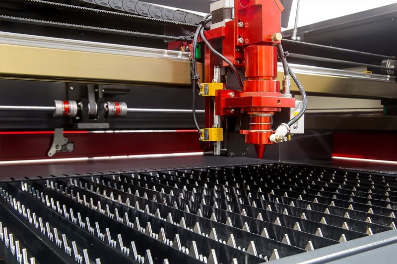 Comparison Of CO2 Laser Cutting Machines With Other Types Of Laser Cutting Machines