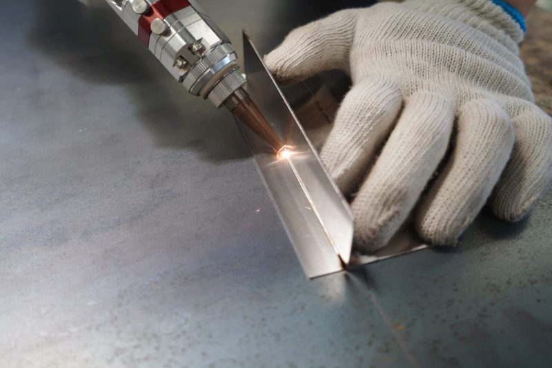 Factors Affecting the Thickness of Laser Welding