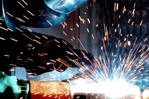 How Does the Focal Point of the Laser Beam Affect the Quality of the Weld