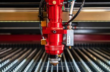 How Does the Gas Supply System of a CO2 Laser Cutting Machine Work?