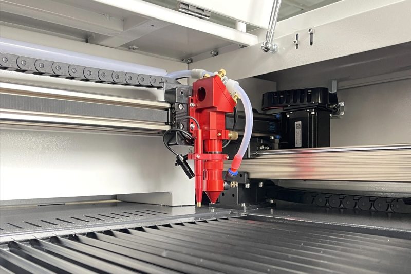 Etapas de implementação para integração da máquina de corte a laser CO2 com sistema de automação