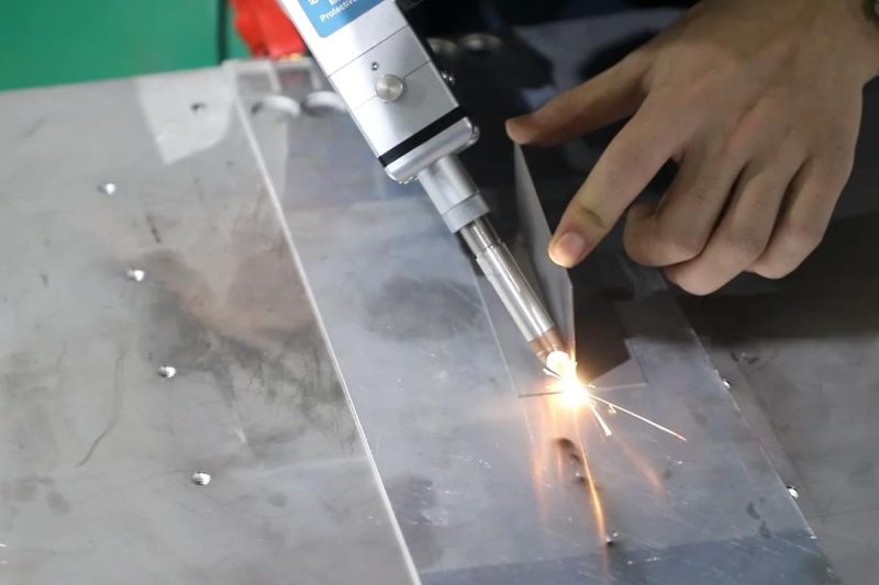 Sicurezza della saldatura laser