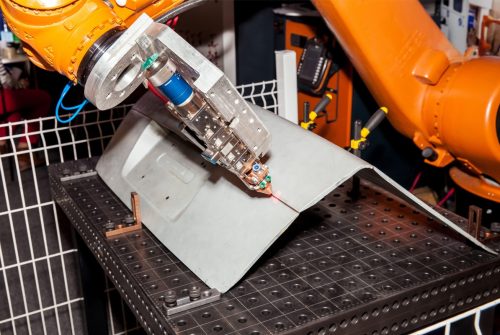 Spolehlivost a životnost laserových svařovacích strojů